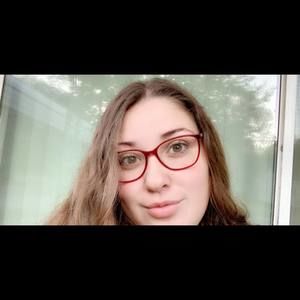 Meet your Posher, Abbi